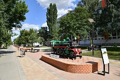 В Ершове Губернатор ознакомился с реализованным проектом по созданию комфортной городской среды