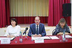 Глава района провел встречу с жителями с. Куликовка