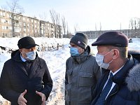 В Энгельсе Губернатор проконтролировал строительство домов для переселенцев из аварийного жилья Лётного городка