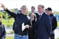 Глава Татищевского района П.В.Сурков посетил фОК «Энергия», на территории которого уже начаты работы по строительству 3D-забора
