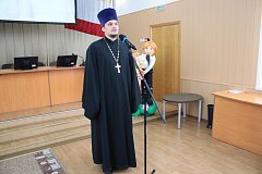 В р.п. Татищево состоялось  торжественное мероприятие "Одно целое", посвященное открытию Года семьи в России