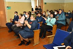 Глава Татищевского района П.В.Сурков провел встречу с жителями  села Большая Федоровка 