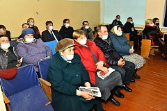 Глава Татищевского района П.В.Сурков провел встречу с жителями  села Большая Федоровка 