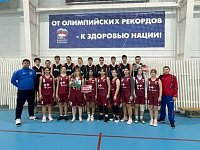 Баскетболисты школы с. Вязовка и Татищевского лицея призеры школьной баскетбольной лиги "КЭС-БАСКЕТ"