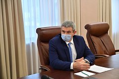 Губернатор Валерий Радаев провел встречу с главой Турковского района Алексеем Никитиным