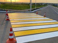 На дорогах районного центра обновляют разметку