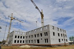 Глава региона Валерий Радаев проверил, как идет строительство социальных объектов в Саратове