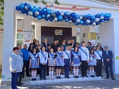 В добрый путь, выпускники!