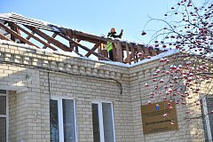 Губернатор раскритиковал организацию ремонта детской поликлиники в Красноармейске