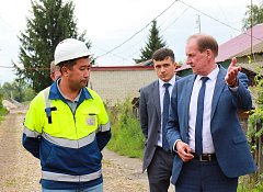 Глава района встретился с жителями ул. Ленинская р.п. Татищево