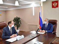 Губернатор Саратовской области В.В.Радаев провёл встречу с главой Татищевского района П.В.Сурковым. Темой для обсуждения стали итоги развития муниципалитета в 2021 году.