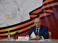Губернатор Валерий Радаев проводит заседание областного оргкомитета «Победа»