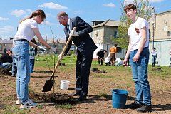 "Аллея выпускников" в р.п.Татищево