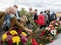 Слава героям - и павшим, и живым!