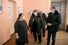 Работе учреждений социальной сферы - особое внимание