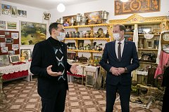 Работе учреждений социальной сферы - особое внимание