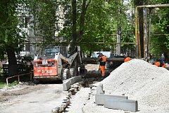 Глава региона проконтролировал работы на энгельсских объектах строительства и ремонта 