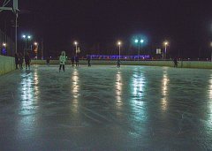 Все на лёд: открыт главный районный каток!